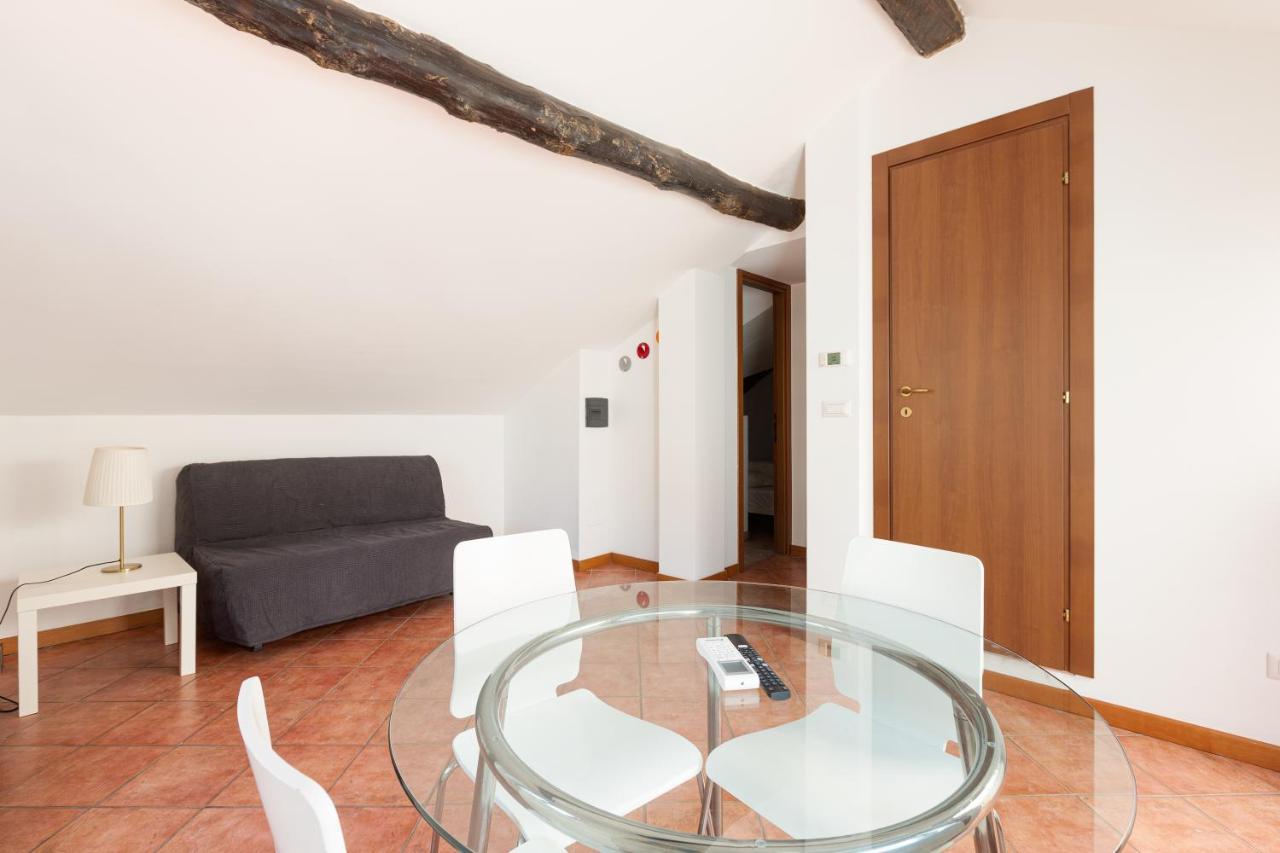 Corso Como Balcony Apartment Мілан Екстер'єр фото