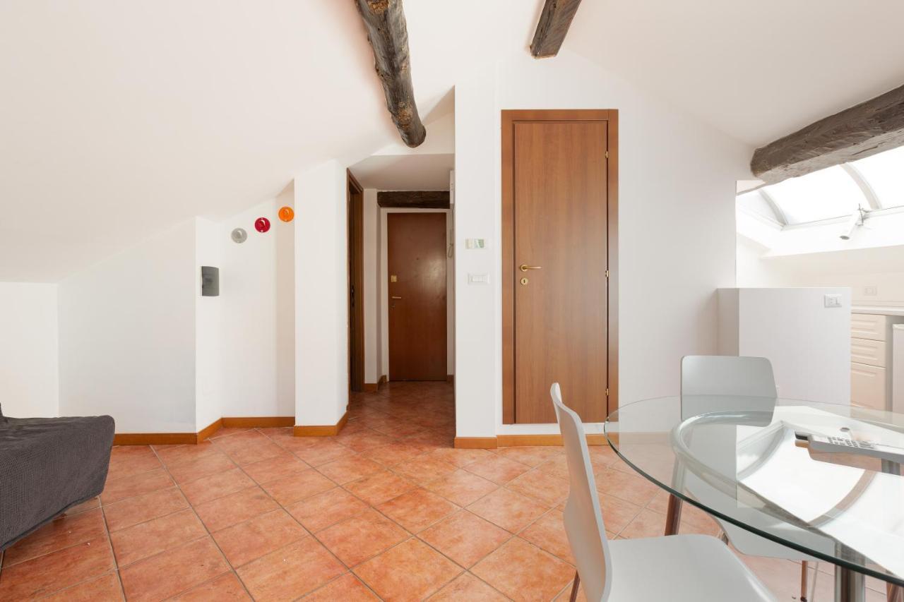 Corso Como Balcony Apartment Мілан Екстер'єр фото